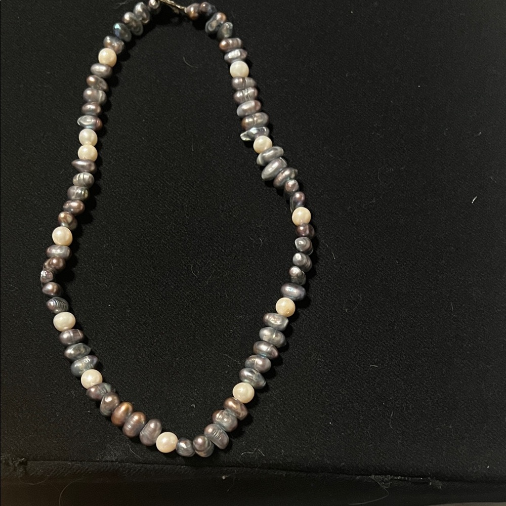 Elegant Pearl Necklace
